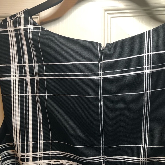 CLARA STORY Black Plaid Dress - Picture 5 of 8